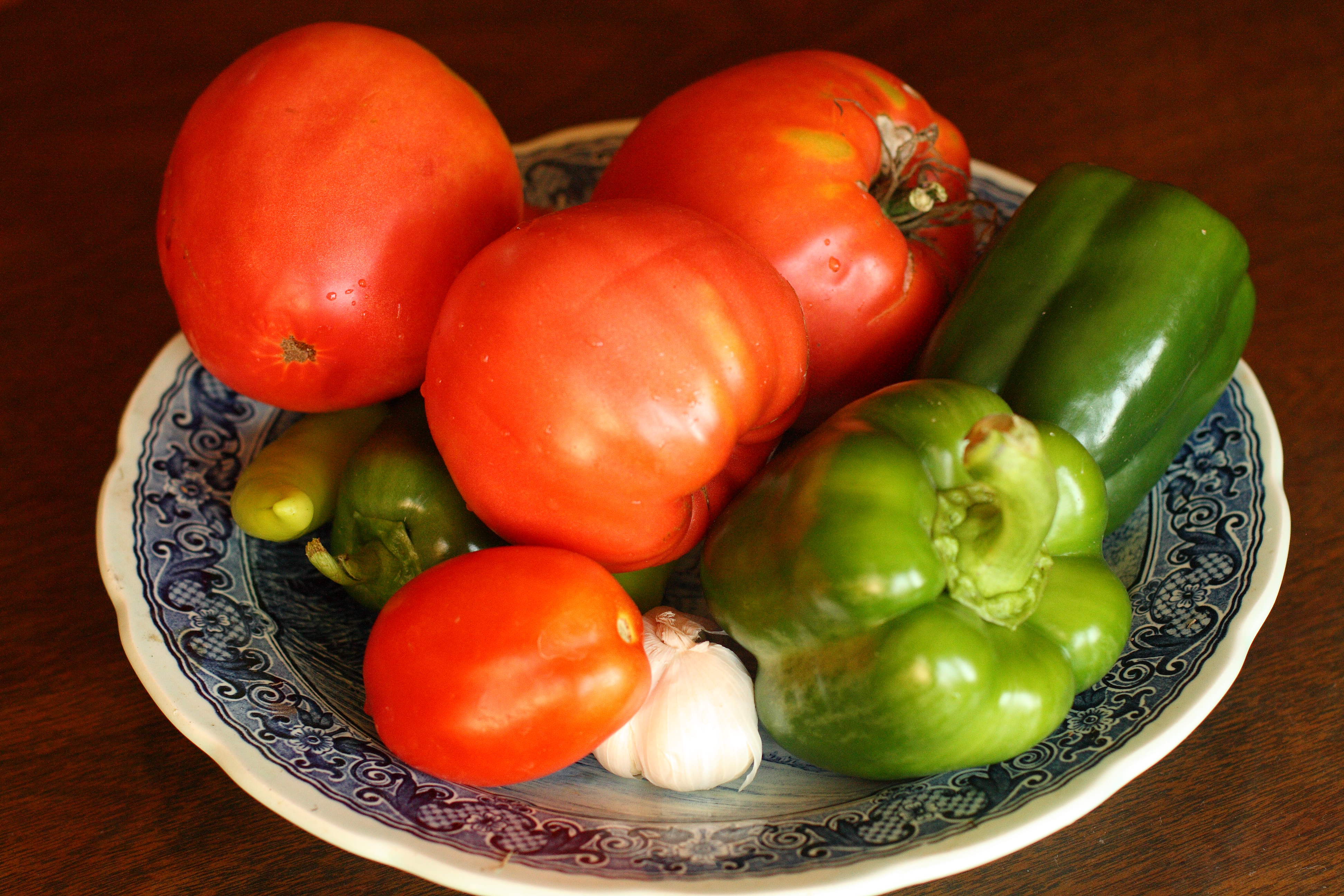 Easy Garden Spaghetti Sauce:  Freezer Friendly