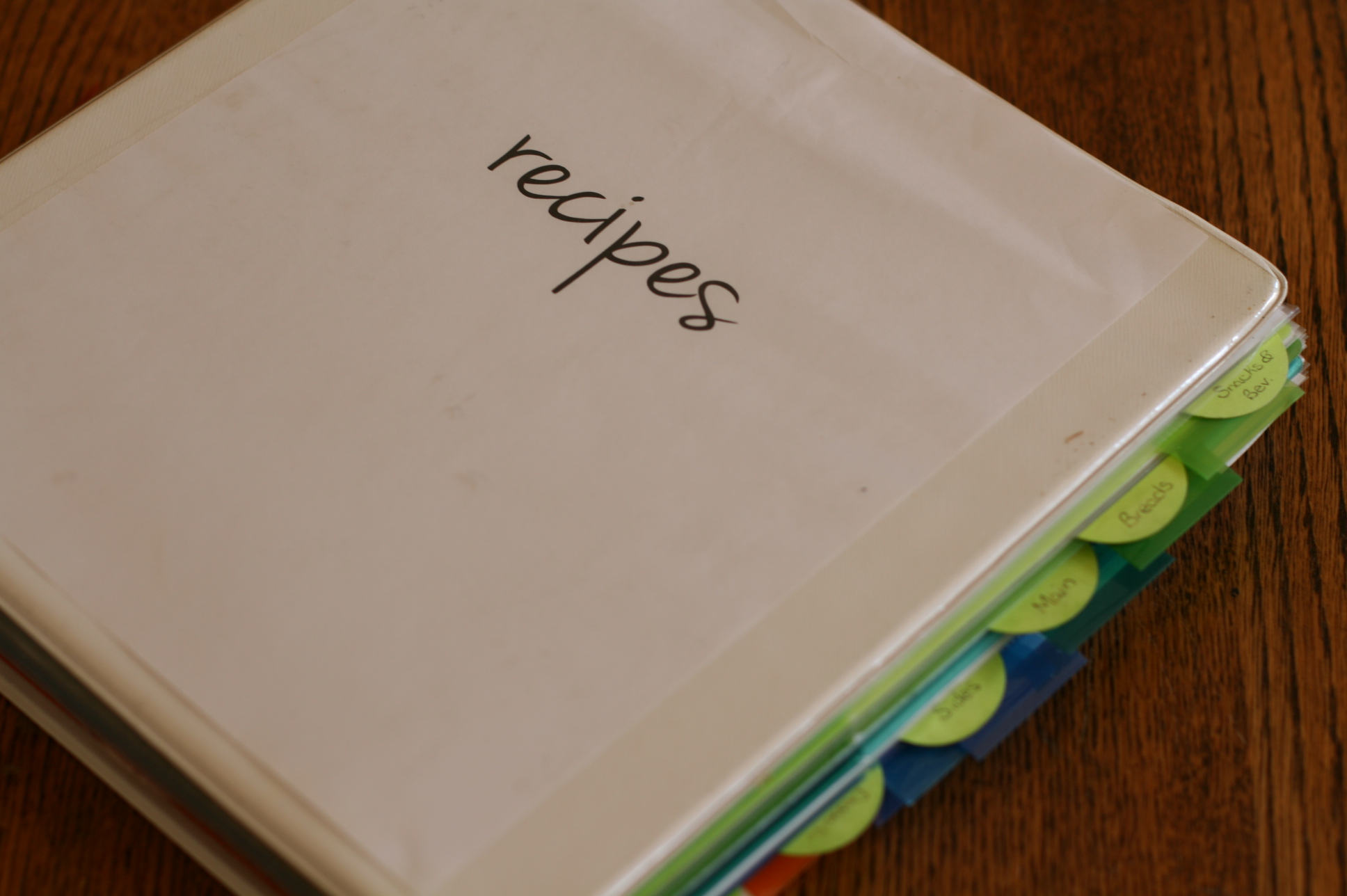 Refreshing my Recipe Binder (with printable!)