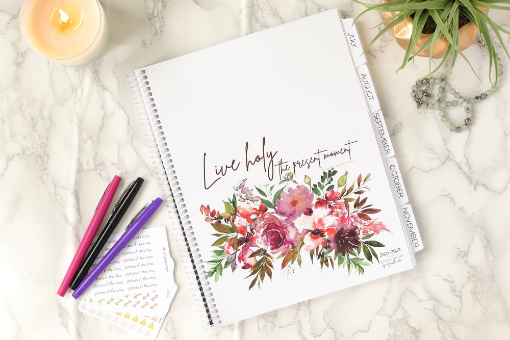 Elizabeth Clare Catholic Planner 2022 Buying Guide